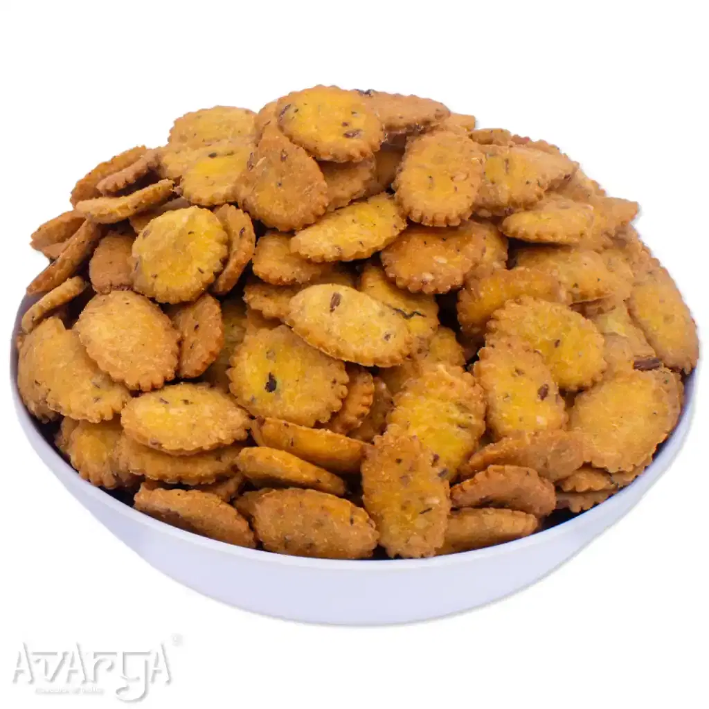 Thepla Puri - Special Thepla Flavoured Puri-01