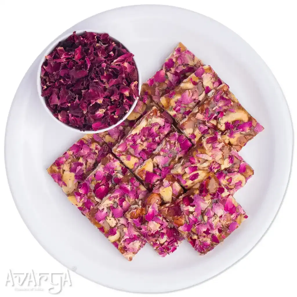 Square Cashew Rose Chikki - Kaju Gulab Chikki-04